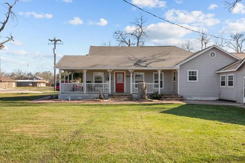 2006 Main St, Danbury, TX, 77534-8796 | Card Image