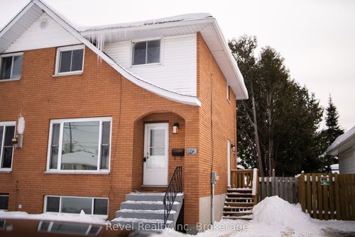 1728 Mckeown Ave, North Bay, ON, P1B7N3 | Card Image