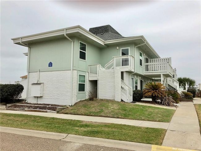 APT-201 - 4901 State Highway 361, Condo with 2 bedrooms, 2 bathrooms and null parking in Port Aransas TX | Image 8