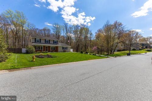 19 Saint Regis Dr, NEWARK, DE, 19711-3821 | Card Image