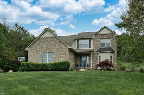 2812 Steeplechase, Highland, MI, 48357-4251 | Card Image