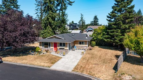 2114 33rd St, Anacortes, WA, 98221-2627 | Card Image