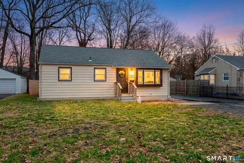 90 Goodwin Park Rd, Wethersfield, CT, 06109-1122 | Card Image