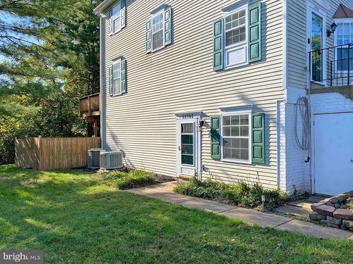28c-13701 Autumn Vale Ct, CHANTILLY, VA, 20151-3520 | Card Image