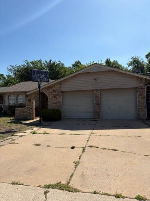 712 N Anita Drive, Oklahoma City, OK, 73127 | Card Image
