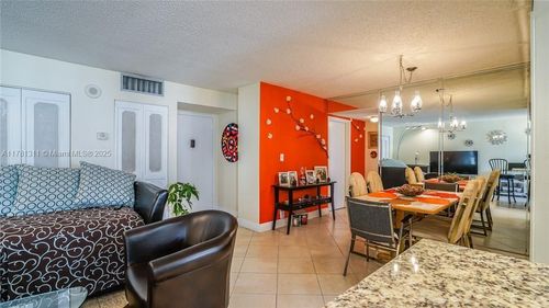 701-17011 N Bay Rd, Sunny Isles Beach, FL, 33160-3632 | Card Image