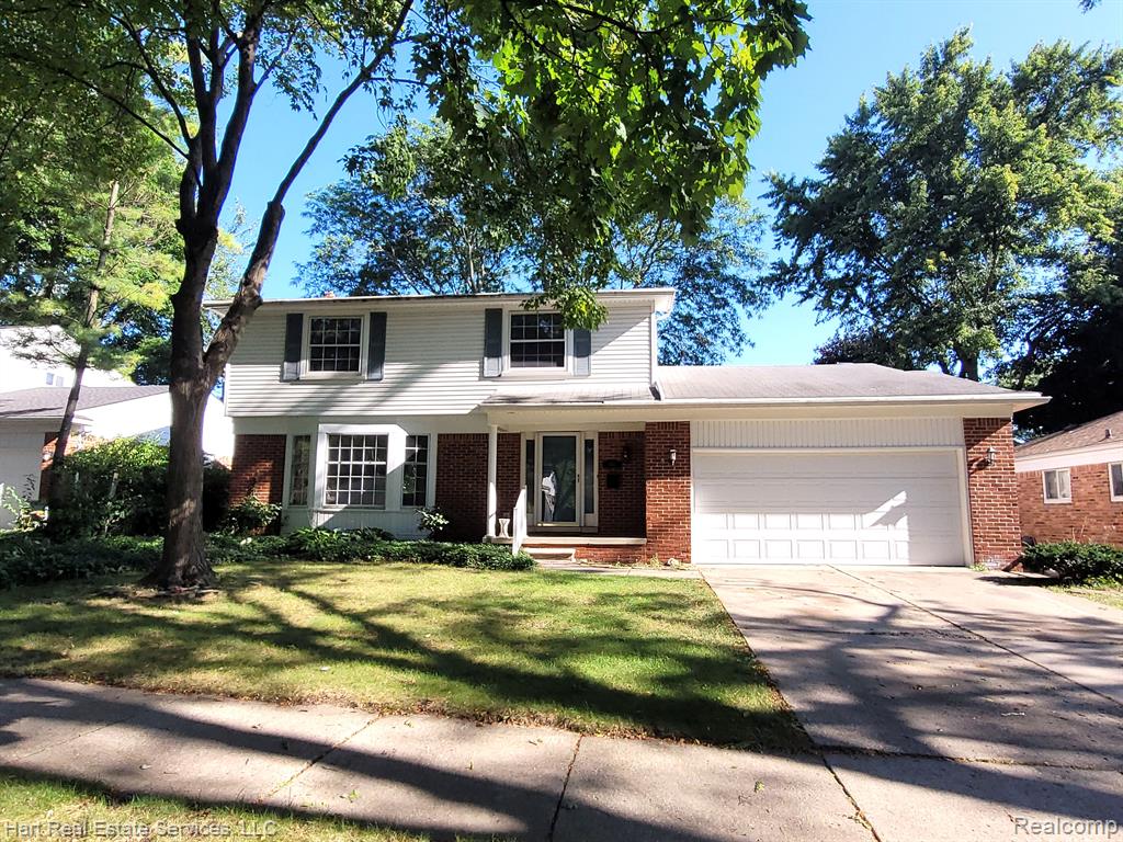 Gloucester St, Plymouth, MI 48170
