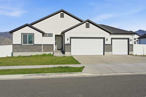 2358 N 250 W, Tooele, UT, 84074-5611 | Card Image