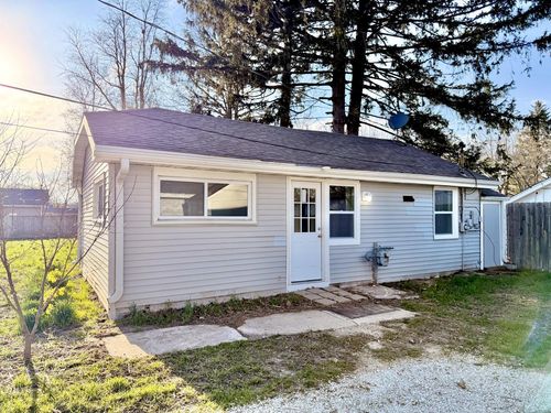 W1038 Geranium Road, BLOOMFIELD, WI, 53128 | Card Image