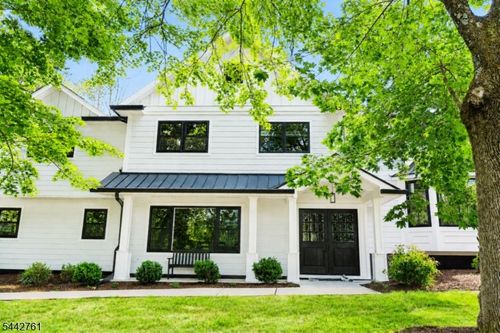 50 Mountain Ave, Warren, NJ, 07059-5318 | Card Image
