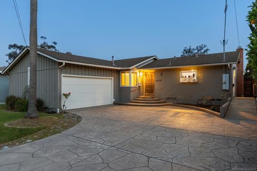 7931 Canary Way, San Diego, CA, 92123-2718 | Card Image