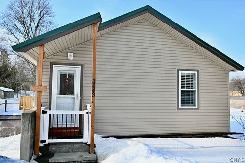 3443 Mcqueen Rd, Bouckville, NY, 13310-1923 | Card Image