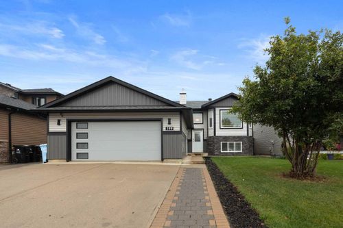 199 Alexander Cres, Fort Mcmurray, AB, T9J1M2 | Card Image