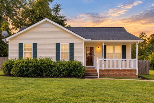 726 Donna Ct, Clarksville, TN, 37042-1819 | Card Image