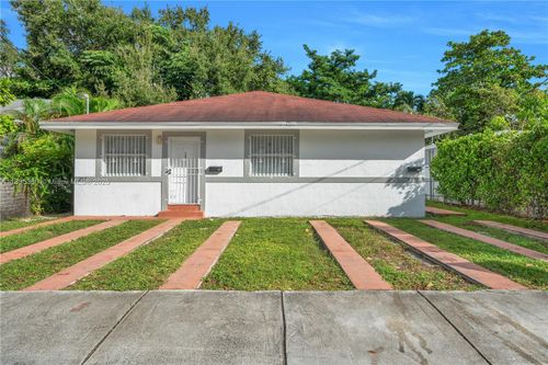 285 Nw 39th St, Miami, FL, 33127-2928 | Card Image
