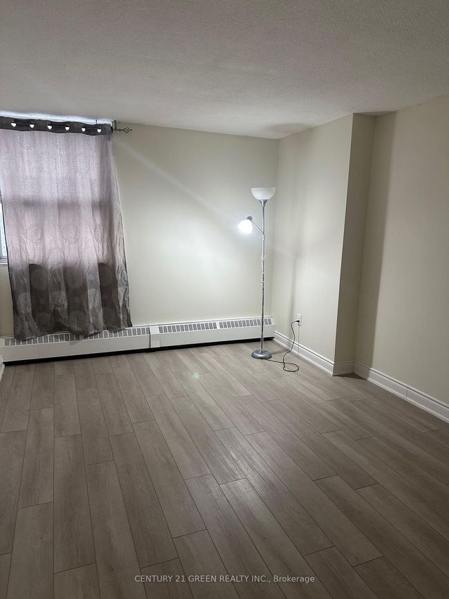 908 - 2645 Kipling Ave, Condo with 2 bedrooms, 1 bathrooms and 1 parking in Etobicoke ON | Image 8