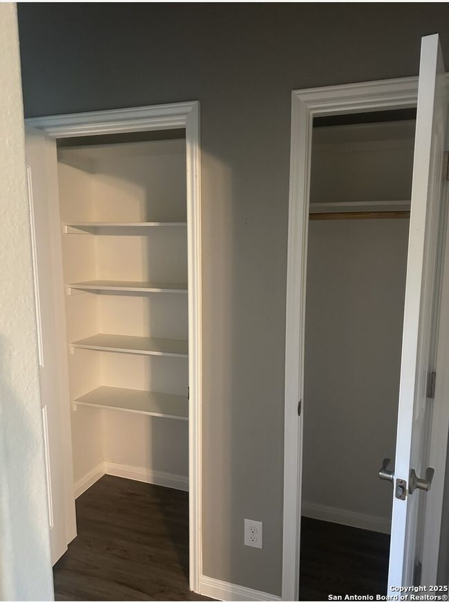 137 Sycamore Cir, House other with 3 bedrooms, 2 bathrooms and null parking in Spring Branch TX | Image 11