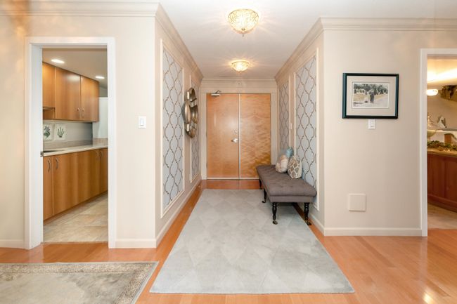 2001 - 235 Guildford Way, Condo with 2 bedrooms, 2 bathrooms and 2 parking in Port Moody BC | Image 24