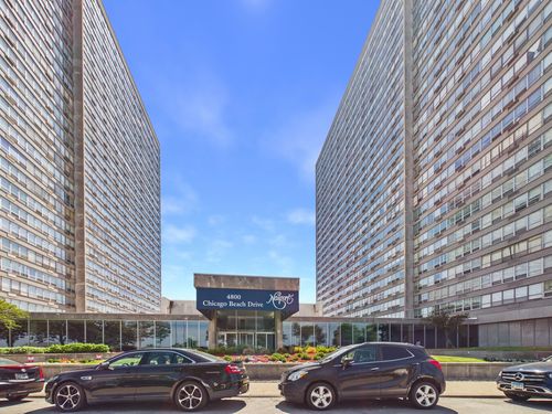 2308s-4800 S Chicago Beach Dr, Chicago, IL, 60615-2173 | Card Image
