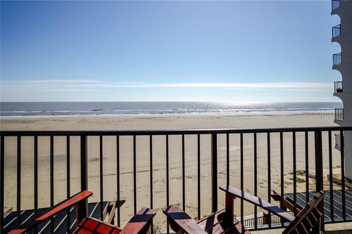 apt-202-11945 Termini San Luis Pass Rd, Galveston, TX, 77554-8726 | Card Image