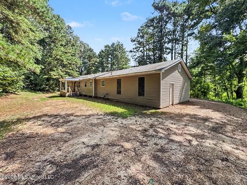 579 Liberty Road, Natchez, MS, 39120 | Card Image