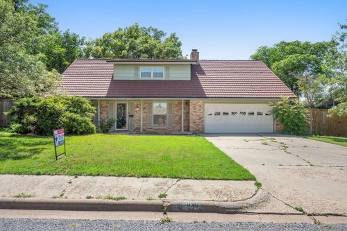 1943 Grape St, Pampa, TX, 79065-4013 | Card Image