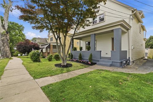 164 W Larkspur St, Munhall, PA, 15120-2262 | Card Image