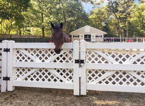 14 Hillside Ave, Saint James, NY, 11780-3108 | Card Image