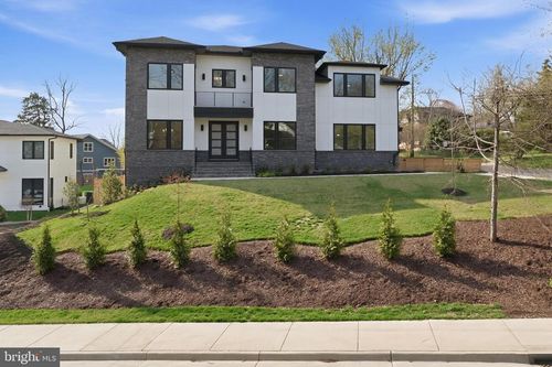 6511 Ivy Hill Dr, MCLEAN, VA, 22101-5203 | Card Image
