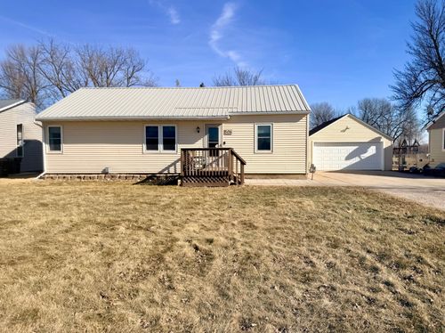 506 Frontier Rd, Brewster, MN, 56119-1102 | Card Image
