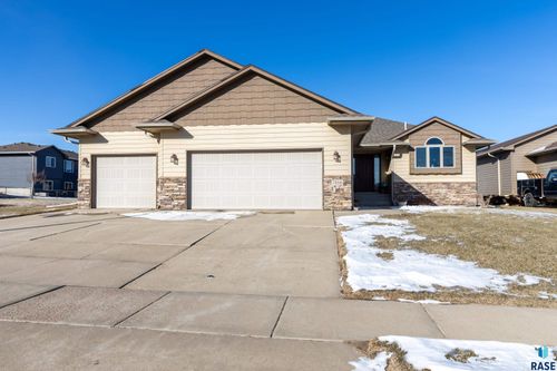 7816 W Kelsey Cir Circle, Sioux Falls, SD, 57106 | Card Image