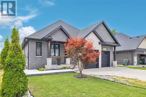 1835 Dominion Blvd, Windsor, ON, N9B3H8 | Card Image