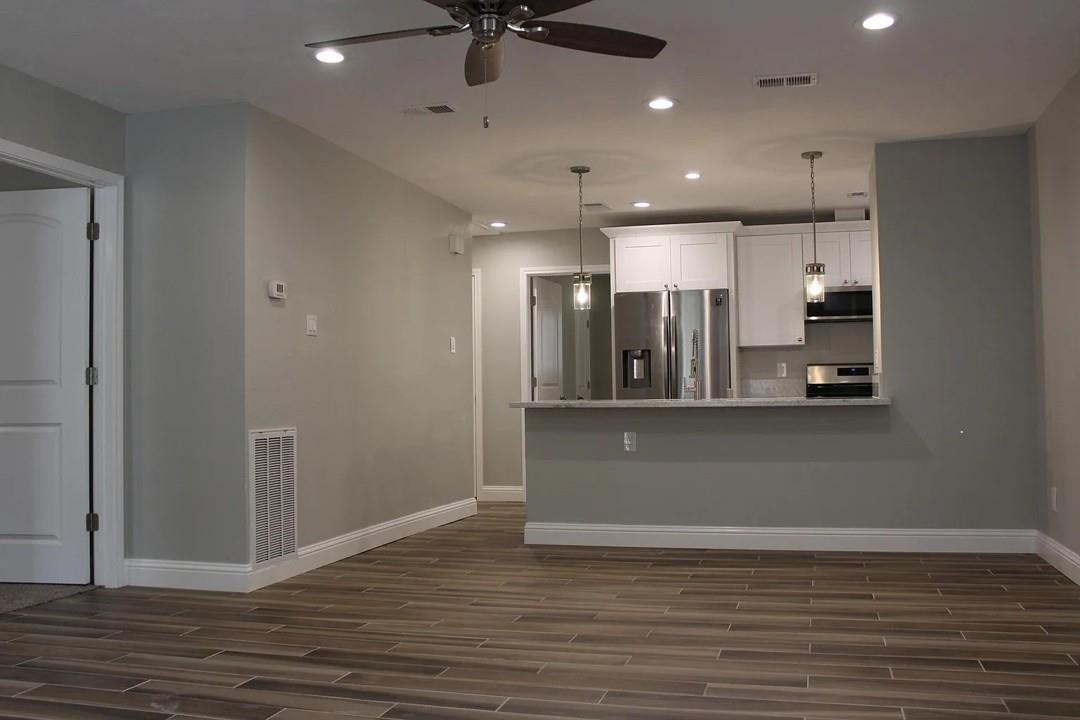 Residential Lease in Spring 5