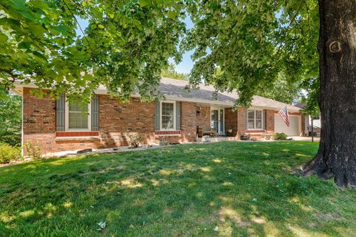 5709 S Clay Ave, Springfield, MO, 65810-2911 | Card Image