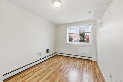 apt-1c-2420 Bennett Ave, N Bellmore, NY, 11710-2500 | Card Image