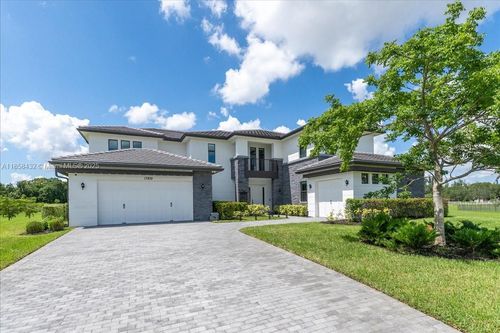 17819 Rolling Oaks Estates Dr, Davie, FL, 33331-2989 | Card Image