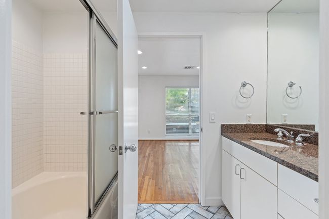 UNIT-7 - 4122 Travis St, Condo with 2 bedrooms, 3 bathrooms and null parking in Dallas TX | Image 24