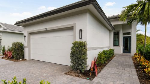 391 Se Via Sangro, Port St Lucie, FL, 34952-6237 | Card Image