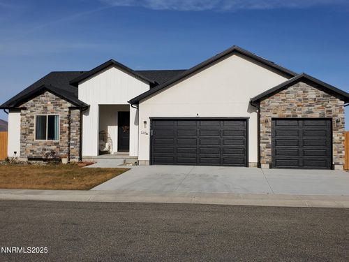 5335 Marla Dr, Winnemucca, NV, 89445-4163 | Card Image
