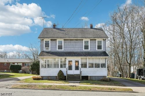 30 Willard St, Pompton Lakes, NJ, 07442-2026 | Card Image