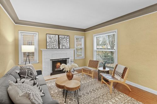 3314 Washburn Ave N, Minneapolis, MN, 55412-2224 | Card Image