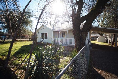 4460 La Mesa Ave, Shasta Lake, CA, 96019-9251 | Card Image