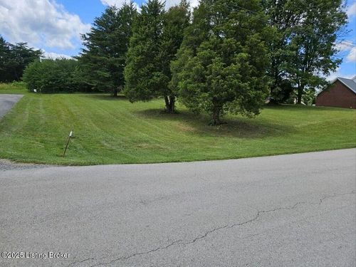 205 River Cliff Blvd, Brandenburg, KY, 40108-1443 | Card Image