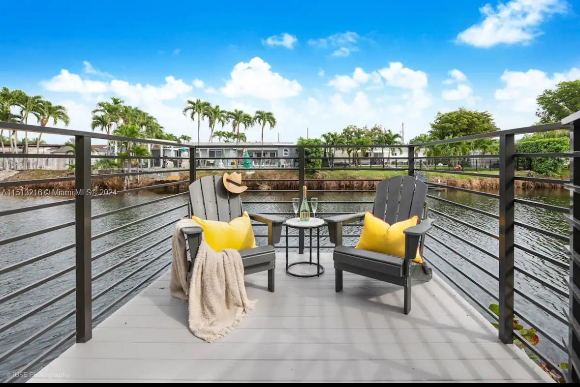 124th Ct, Miami, FL 33175