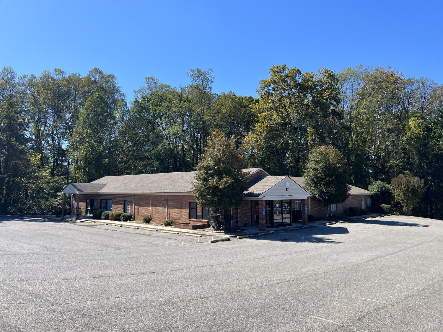 4262 S Amherst Hwy, Madison Heights, VA 24572