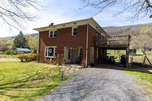 845 Cleghorn Valley Rd, Marion, VA, 24354-6077 | Card Image