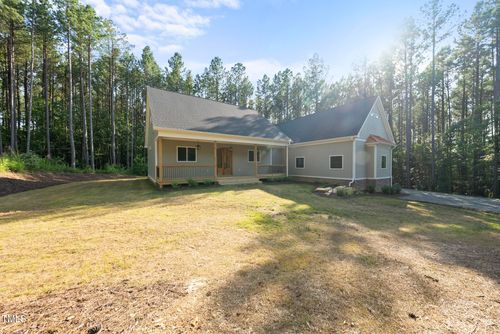 352 Anneliis Ln, Siler City, NC, 27344-8581 | Card Image