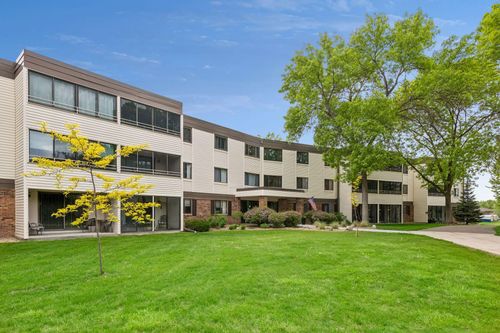 201-10600 43rd Ave N, Plymouth, MN, 55442-2848 | Card Image