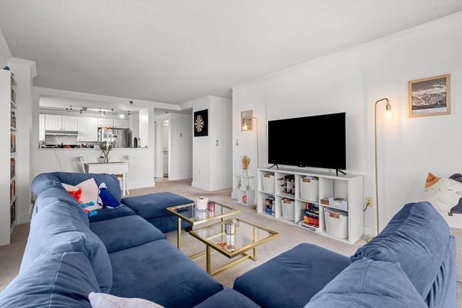 APT-502 - 15 N Beacon St, Condo with 2 bedrooms, 2 bathrooms and null parking in Boston MA | Image 5