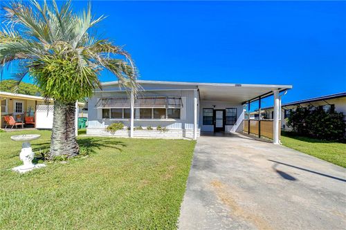 38725 Vulcan Cir, Zephyrhills, FL, 33542-1643 | Card Image